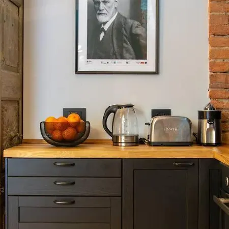 아파트 Casa Bellezia- Design E Storia Nel Cuore Di *