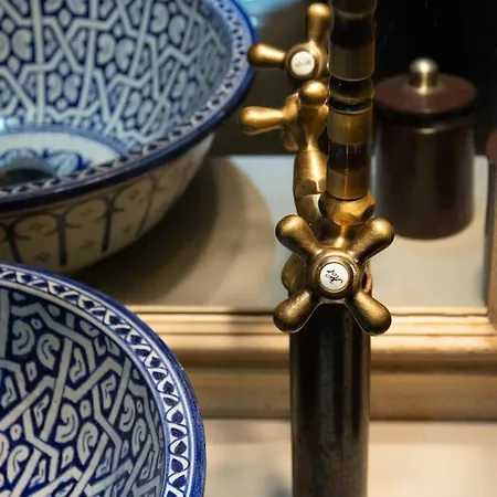 Casa Bellezia- Design E Storia Nel Cuore Di Apartmán