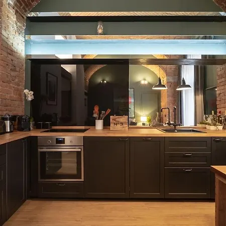 Casa Bellezia- Design E Storia Nel Cuore Di 아파트 *